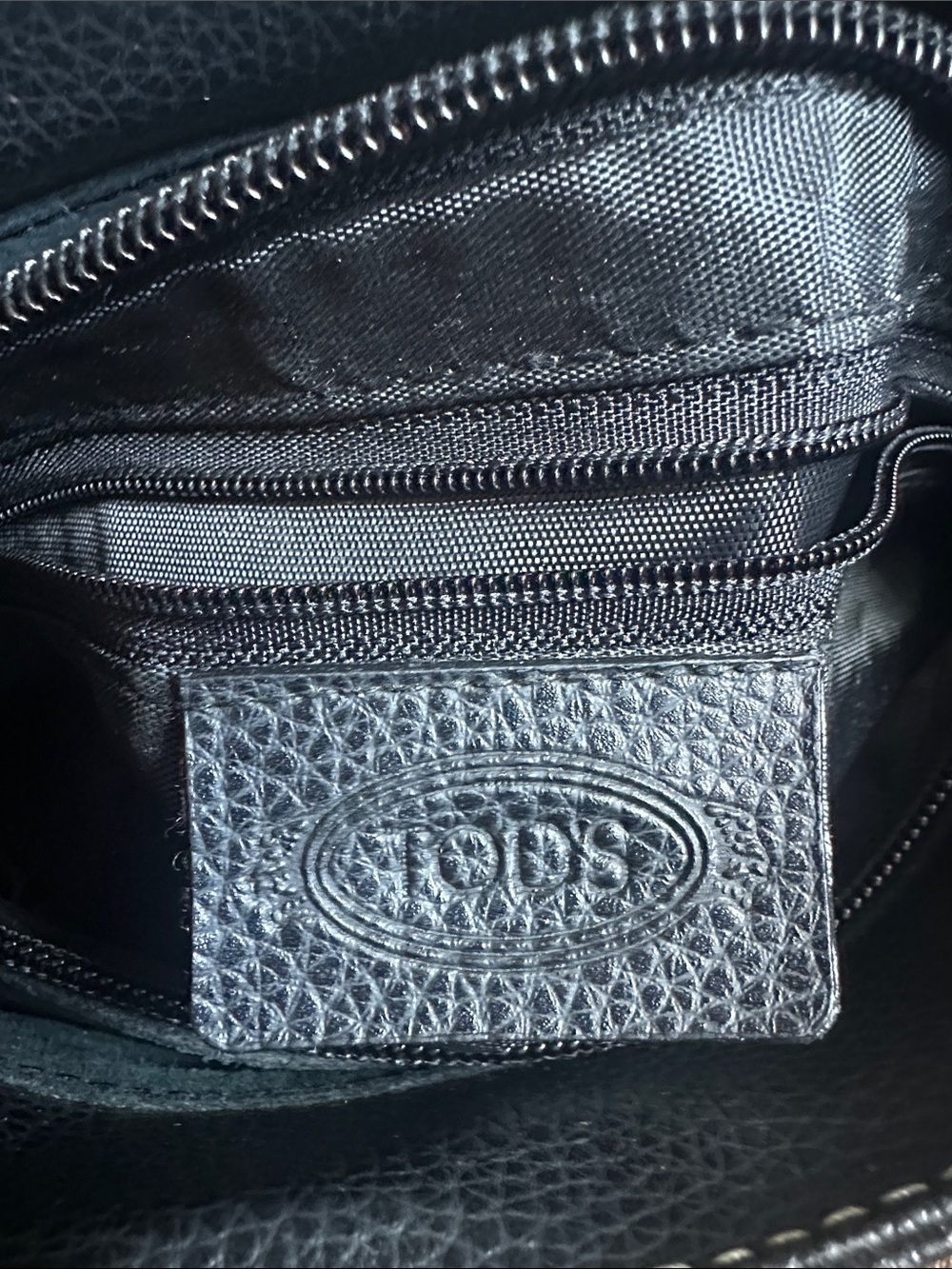 Tod’s Shoulder Bag - Picture 5 of 13